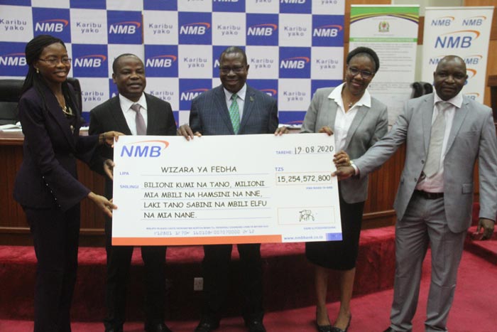 NMB Pays TZS 15.2 billion in dividend to the Government